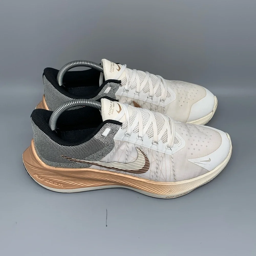 Nike Winflo 8 PRM‎ Sail White Copper Running Shoes DA3056-101 Women's Sz 9.5